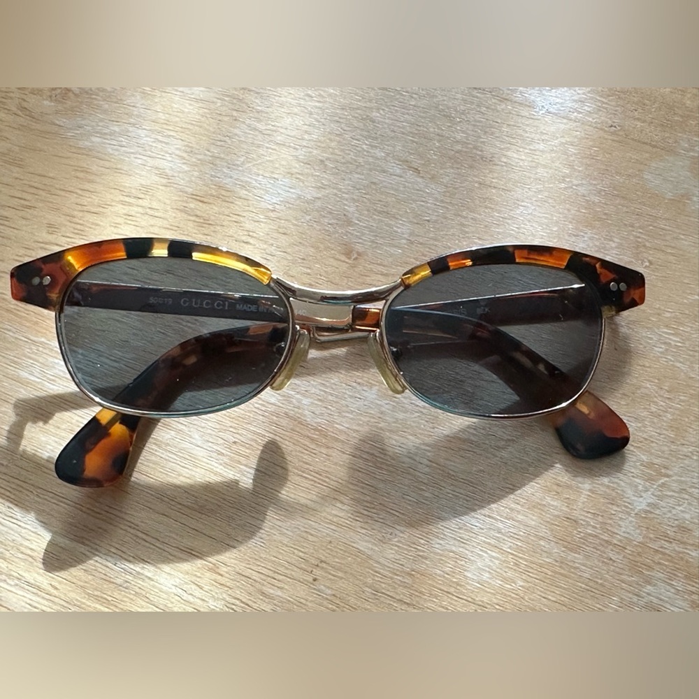 Beautiful Gucci Sunglasses, rare and vintage